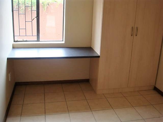 To Let 1 Bedroom Property for Rent in Bult West North West